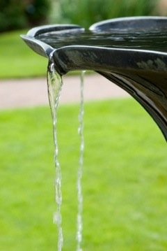 solar powered water fountains